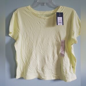 Universal Thread Light Yellow Short Sleeve Tee